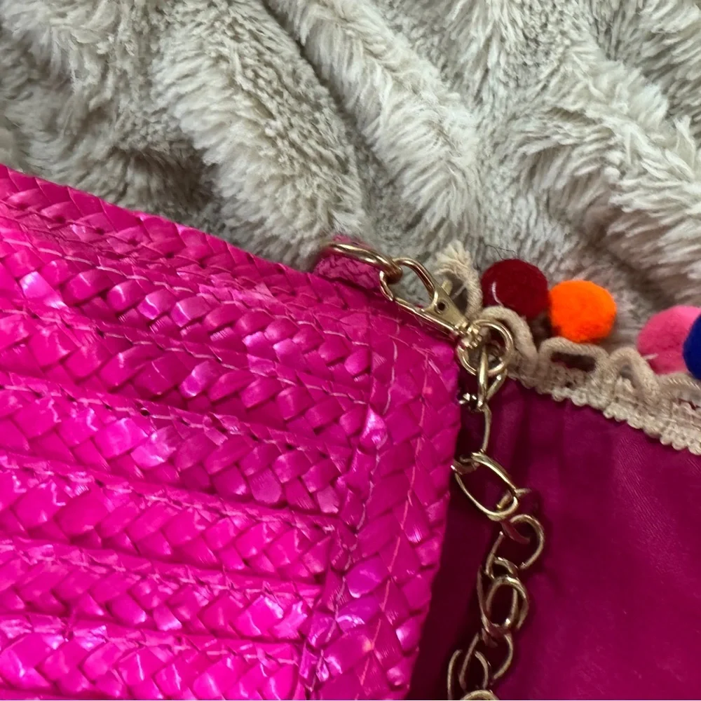 Colorful Pink Woven Pompom Crossbody Clutch Bag NWOT - Picture 5 of 5